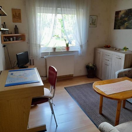 Ferienwohnung Woelbert Altendiez Exteriör bild