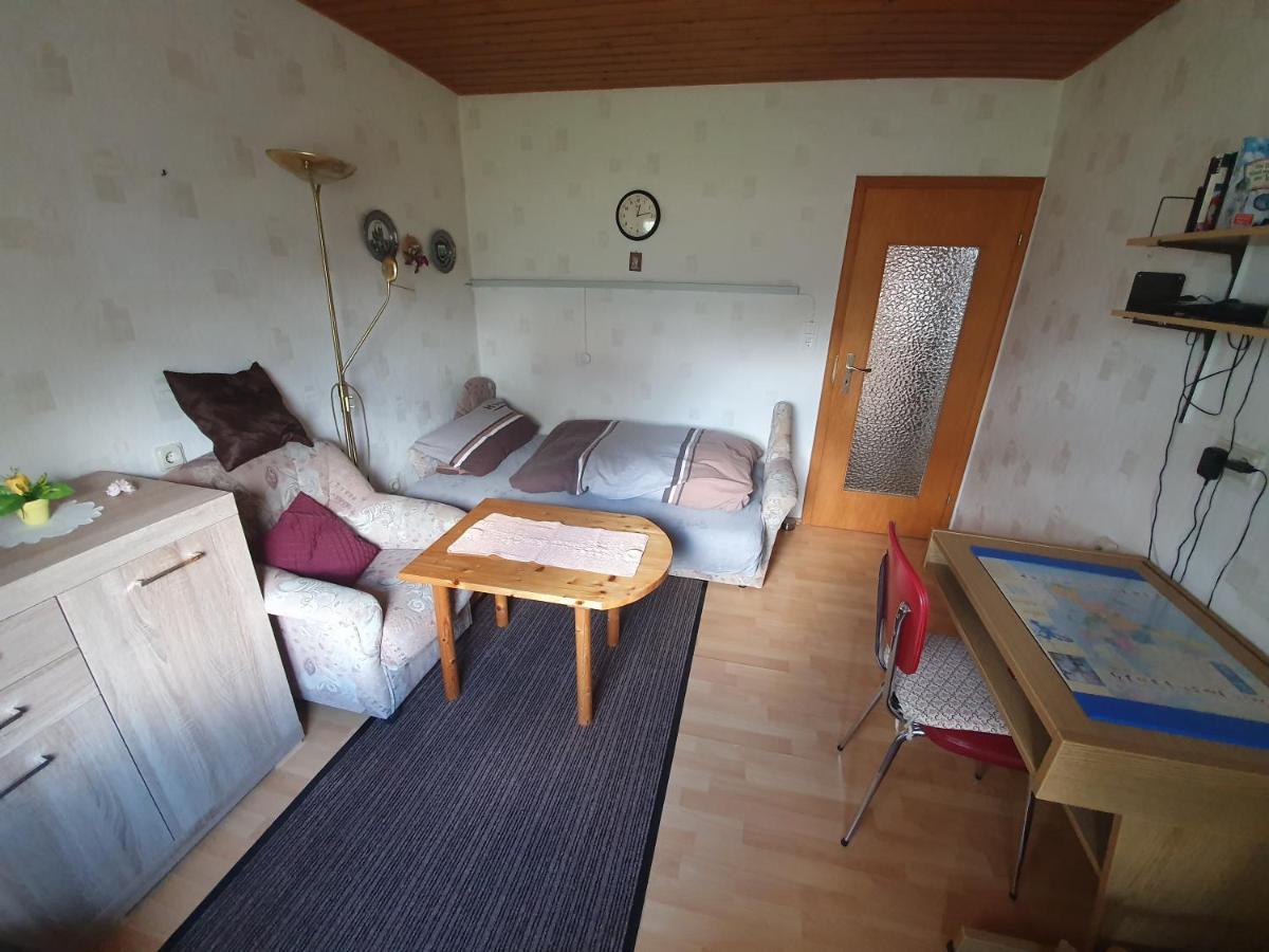 Ferienwohnung Woelbert Altendiez Exteriör bild