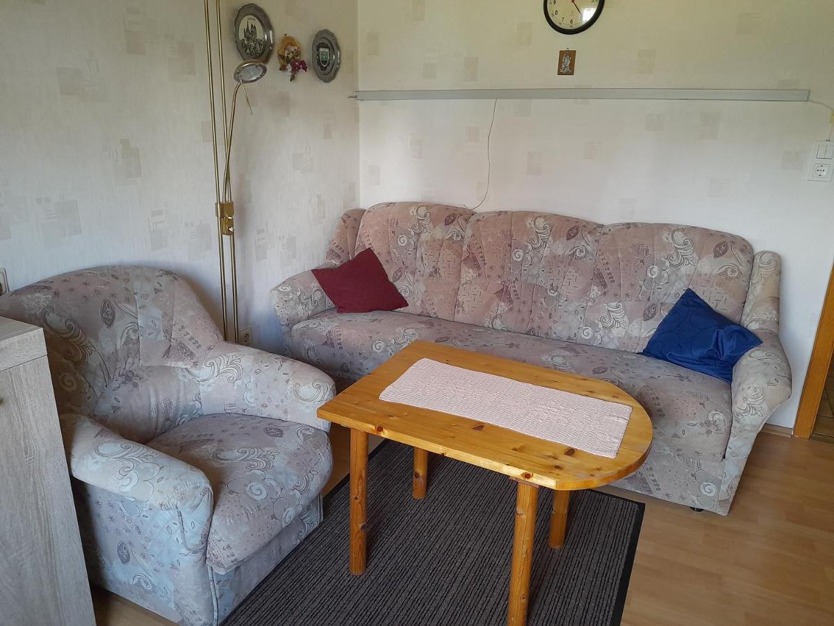 Ferienwohnung Woelbert Altendiez Exteriör bild